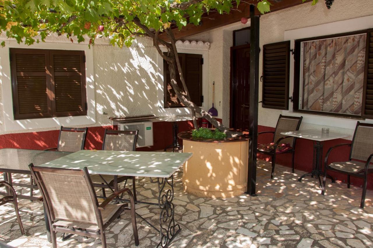 Villa Mike 105 Liapades Exterior foto